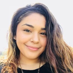 Meet your Posher, Lidia